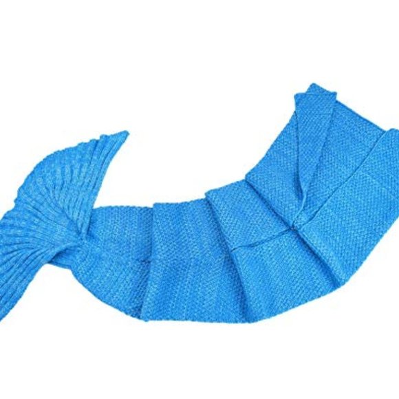 Soft Crochet Blue Mermaid Blanket - Picture 4 of 7